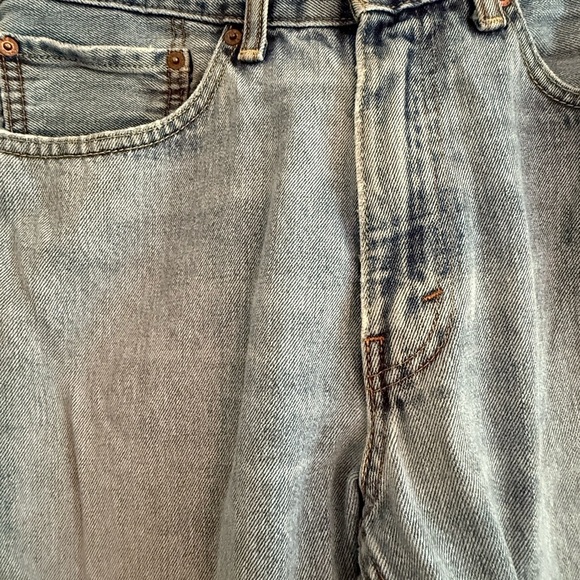 Levi's 505 Light Wash Straight Leg Jeans 34/29 - Picture 3 of 7